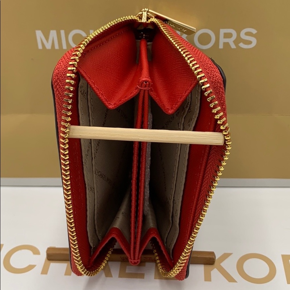 MICHAEL KORS JET SET TRAVEL MD ZA CARD CASE - Picture 16 of 16